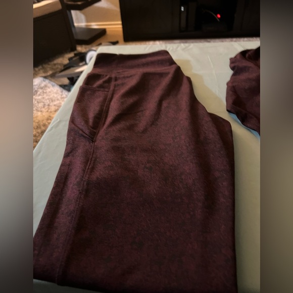 Woman’s Jacket  and Pants - Never worn - Picture 3 of 5